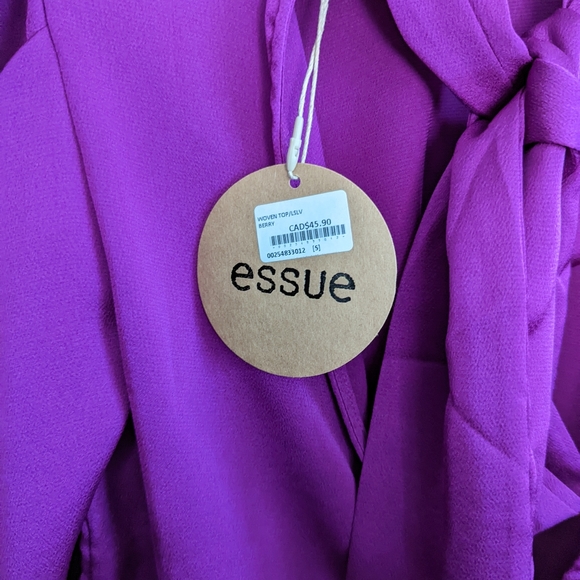 NWT essue purple blouse size:S - Picture 3 of 3